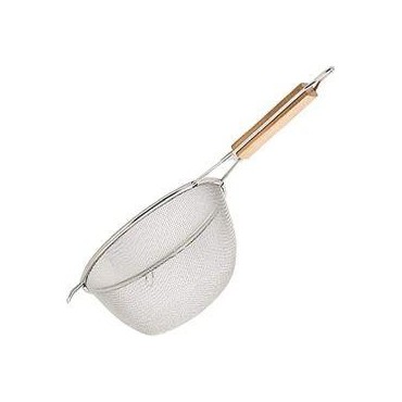 Passoire en fer avec poignet bois 21cm